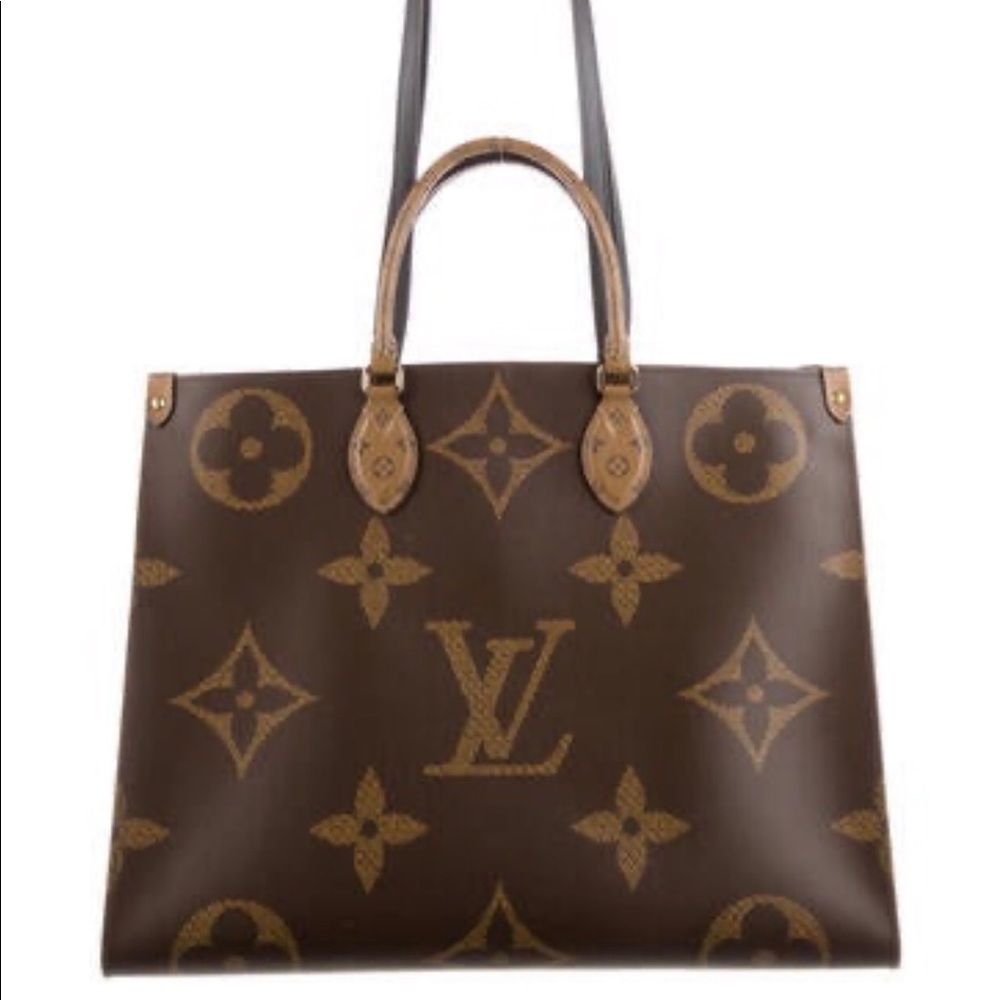 Louis Vuitton 2020 Reverse Monogram Giant OnTheGo GM Tote Bag